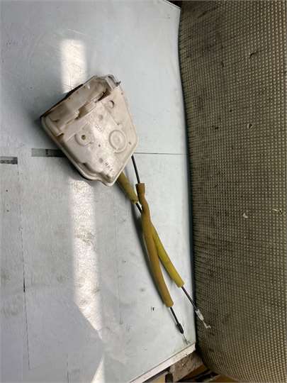 Cerradura Puerta Trasera Izquierda Mazda 3 Berlina (BL)(2009->)