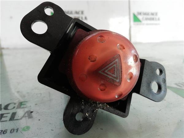 Interruptor Luces Emergencia Nissan Almera Tino (V10M)(05.2000->)