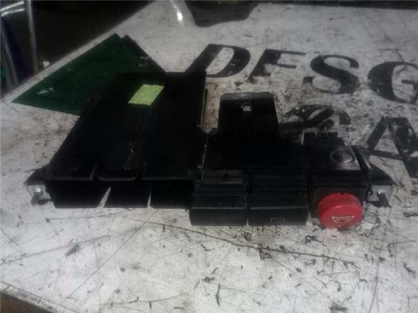 Interruptor Luces Emergencia Seat Ibiza (6L1)(04.2002->) foto 2