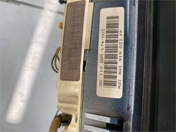 Cuadro Instrumentos Audi A6 Berlina (C4)(1994->) foto 3