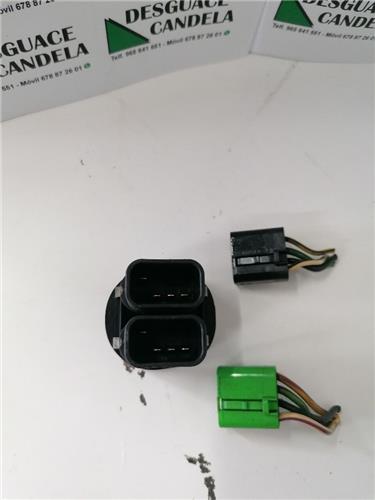 MANDO ELEVALUNAS DELANTERO IZQUIERDO Ford Transit Connect (TC7)(2002->) foto 4
