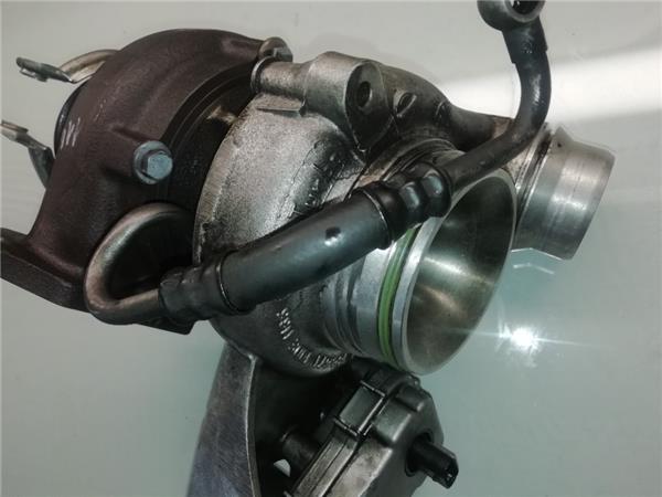 Turbo BMW Serie 1 Berlina 5p (F20)(2011->) foto 2