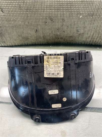 Cuadro Instrumentos BMW Serie 1 Berlina (E81/E87)(2004->) foto 4