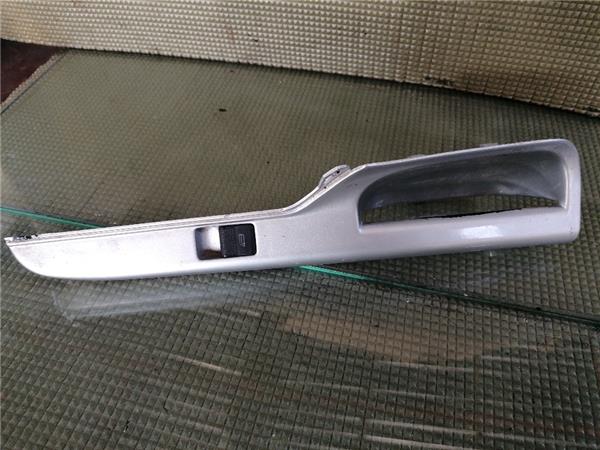 mando elevalunas delantero derecho seat cordo