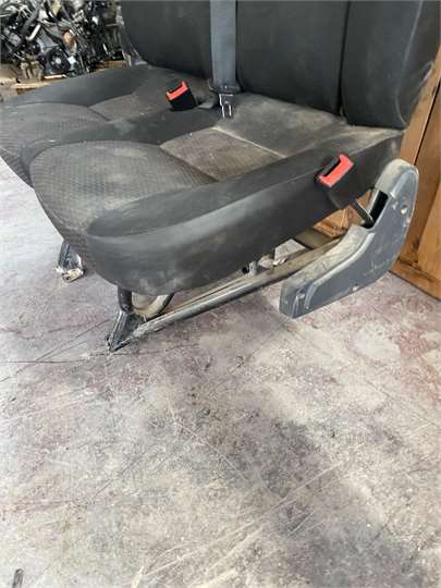 Asiento Delantero Derecho Peugeot Boxer Camion Doble Cabina (2014->) foto 4