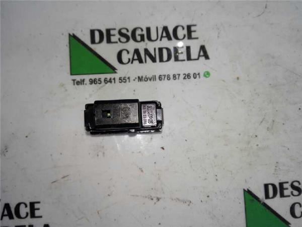 MANDO ELEVALUNAS TRASERO IZQUIERDO Opel VECTRA C BERLINA foto 3