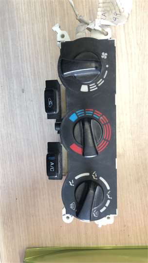 Mandos Calefaccion / Aire Acondicionado Nissan Primera Berlina (P11)(05.1996->)