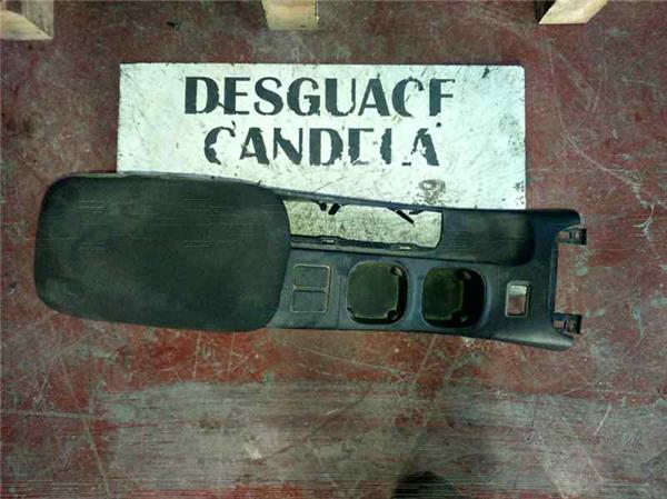 portaobjetos reposabrazos nissan primera berl