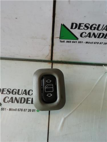 MANDO ELEVALUNAS TRASERO DERECHO Mercedes-Benz Clase C (BM 202) Berlina (04.1993->)