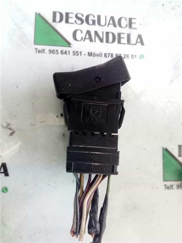 Interruptor Luces Emergencia Renault R 19 Berl. con portón (B/C53)(1988->) foto 2