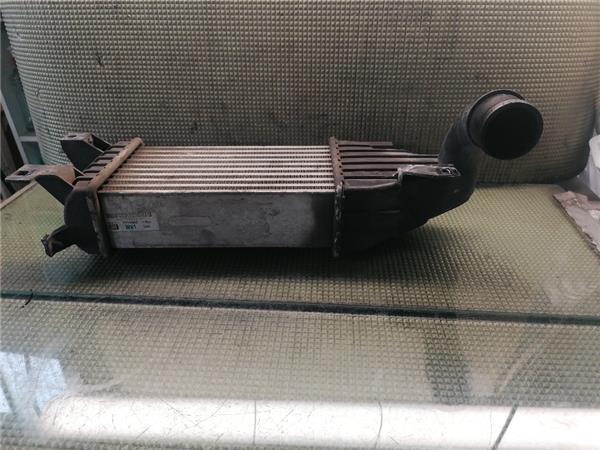 Intercooler Opel Astra H Berlina (2004->) foto 2