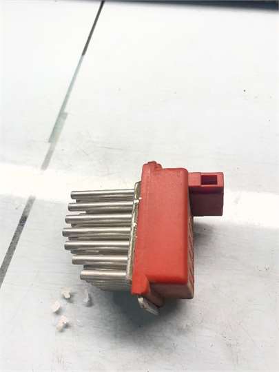 RESISTENCIA CALEFACCION Volkswagen Golf IV Berlina (1J1)(10.1997->2004) foto 2