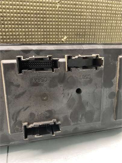 Caja Fusibles/Rele Land Rover Range Rover Sport (01.2005->) foto 3