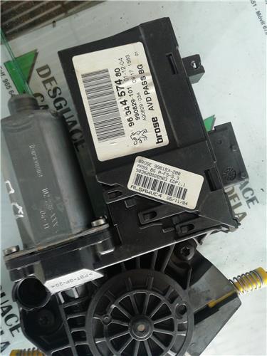 Elevalunas Electrico Delantero Derecho Peugeot 307 Break / SW (S1)(04.2002->06.2005) foto 3