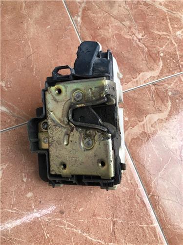 Cerradura Puerta Trasera Izquierda