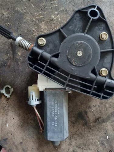 Elevalunas Electrico Delantero Derecho Renault CLIO II FASE II foto 4