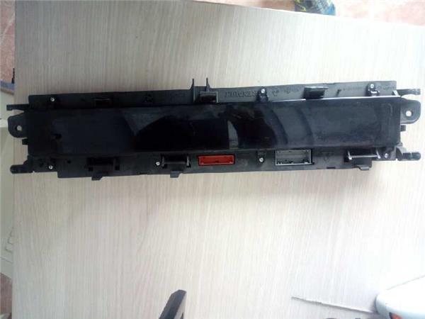Cuadro Instrumentos Renault Scenic II (JM)(2003->)