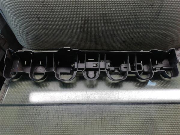 SOPORTE CENTRAL PARAGOLPES TRA. Renault Clio IV (2012->) foto 2