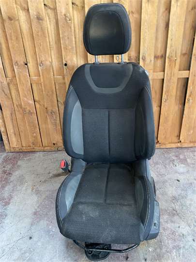 Asiento Delantero Izquierdo