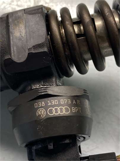 Inyector Audi A4 Berlina (8E)(12.2001->) foto 4