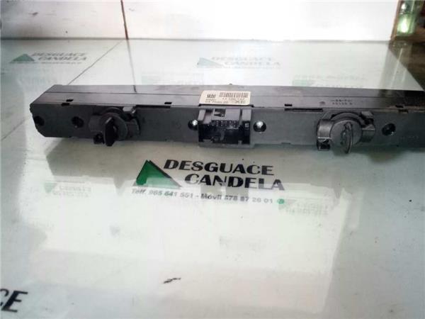 Interruptor Luces Emergencia Opel Zafira B (2005->) foto 3