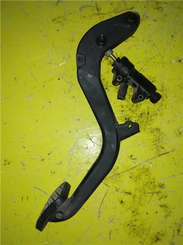 pedal embrague bmw serie 1 berlina e81e87 200