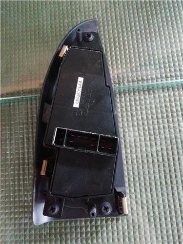 MANDO ELEVALUNAS DELANTERO IZQUIERDO Chrysler 300M LR (1998->) foto 2