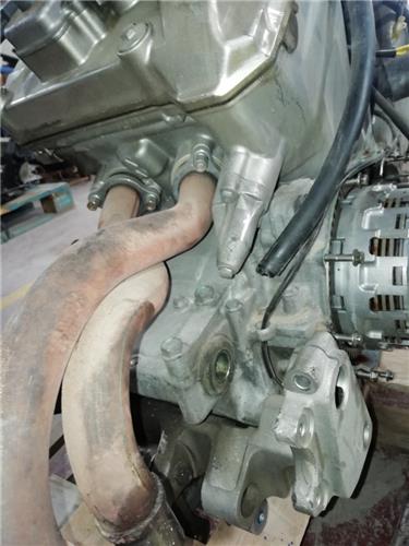 MOTOR COMPLETO HONDA VFR 800 foto 2