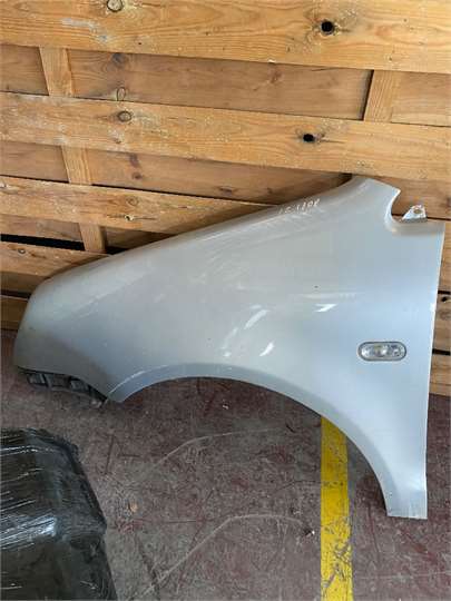 Aleta Delantera Izquierda Volkswagen Polo IV (9N1)(11.2001->)