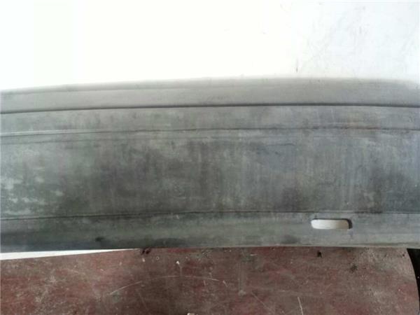 Paragolpes Trasero Renault R 19 Berl. con portón (B/C53)(1988->) foto 3