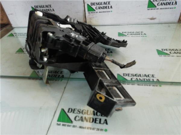 Cerradura Puerta Trasera Izquierda Ford Focus Berlina (CB4)(2008->) foto 4