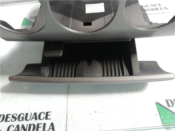 Cenicero Peugeot 308 (2007->)