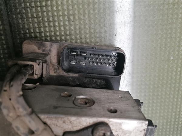 Nucleo Abs Skoda Octavia Berlina (1U2)(1997->) foto 2