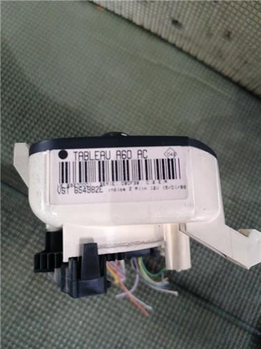 Mandos Calefaccion / Aire Acondicionado Renault Clio II Fase I (B/CB0)(1998->) foto 3
