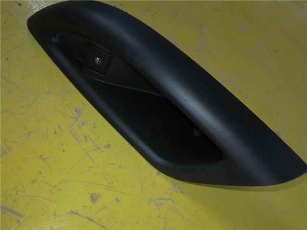 MANDO ELEVALUNAS TRASERO IZQUIERDO Opel Astra K Berlina 5p (09.2015->) foto 2