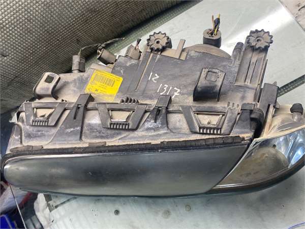 Faro Delantero Izquierdo BMW Serie 3 Berlina (E46)(1998->) foto 4