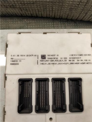 Caja Reles BMW Serie 1 Berlina 5p (F20)(2011->) foto 2