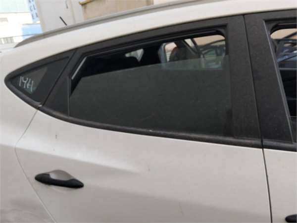 Puerta Trasera Derecha Hyundai ix35 (EL/LM)(2010->) foto 3