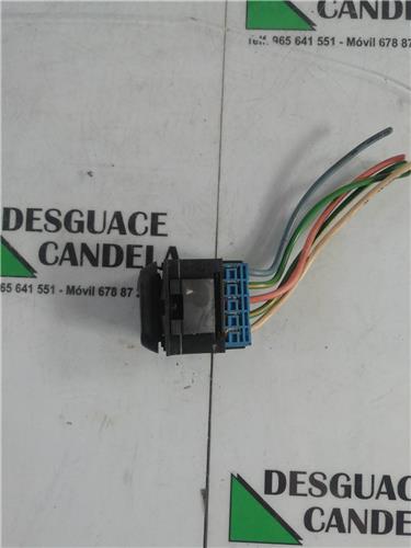 MANDO ELEVALUNAS DELANTERO DERECHO Citroen Berlingo (2002->) foto 4