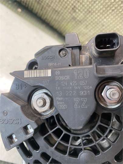 Alternador Opel Corsa D (2006->) foto 2