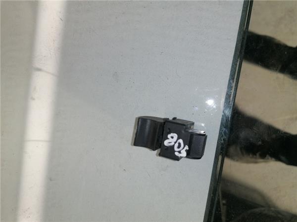 MANDO ELEVALUNAS TRASERO DERECHO Audi A4 Avant (8E)(2004->) foto 2
