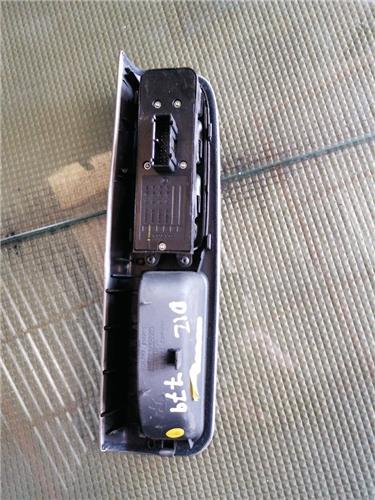MANDO ELEVALUNAS DELANTERO IZQUIERDO Volvo V50 Familiar (2004->) foto 2