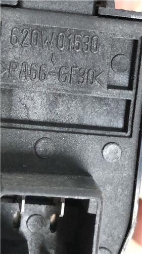 MANDO ELEVALUNAS TRASERO DERECHO Mitsubishi Santamo (Hyundai)(1999->) foto 5