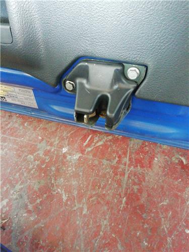 Cerradura Porton Lancia Y (11.1995->)