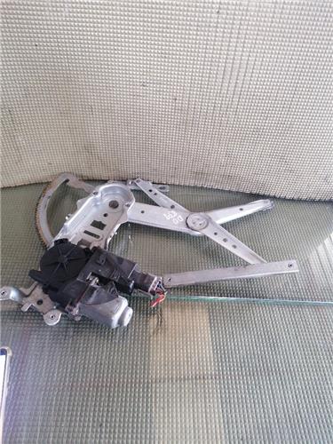 MOTOR ELEVALUNAS DELANTERO DERECHO Opel Corsa C (2000->) foto 3