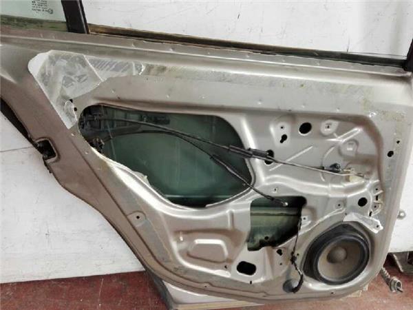 Puerta Trasera Izquierda Opel VECTRA C BERLINA foto 5
