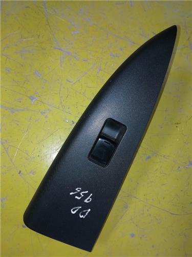 MANDO ELEVALUNAS DELANTERO DERECHO Nissan Note (E11E)(01.2006->)