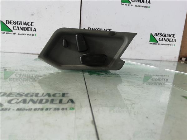 Mando Regulacion Altura Asiento Delantero Izquierdo Mercedes-Benz Clase C (BM 202) Berlina (04.1993->) foto 2