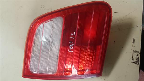 piloto porton trasero izquierdo mercedes benz