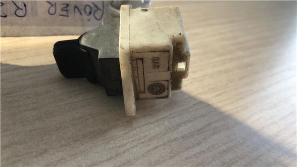 MANDO ELEVALUNAS TRASERO DERECHO MG ROVER SERIE 25 foto 3